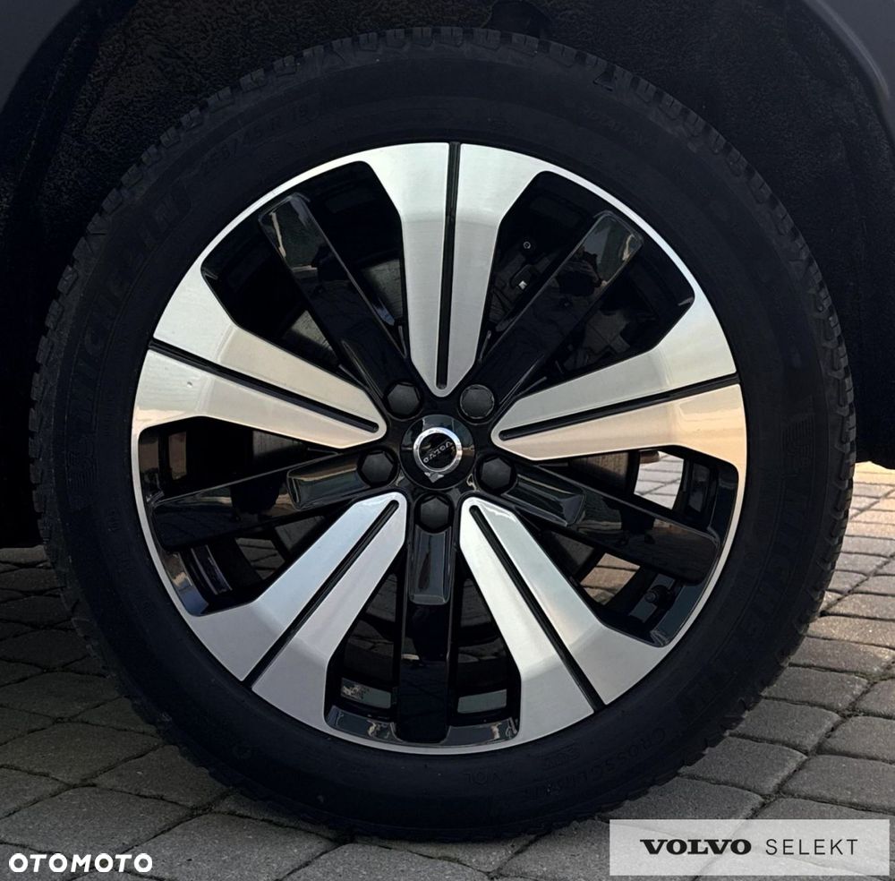 Volvo XC 40 - 35