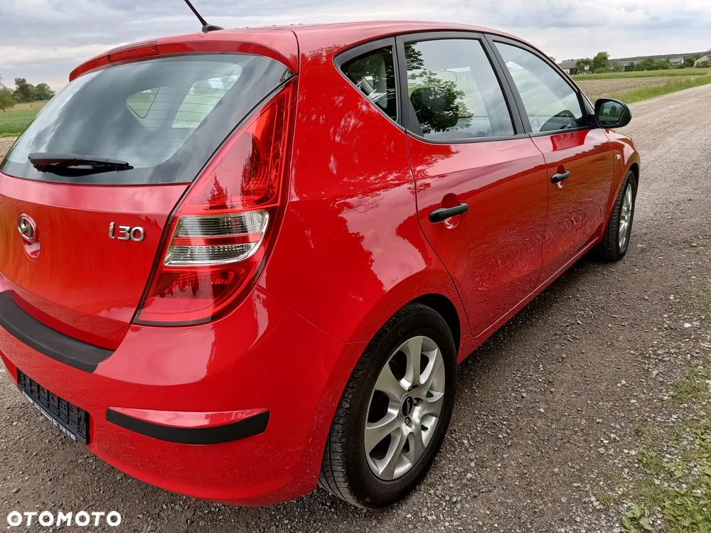 Hyundai i30 1.4 Blue Comfort - 16