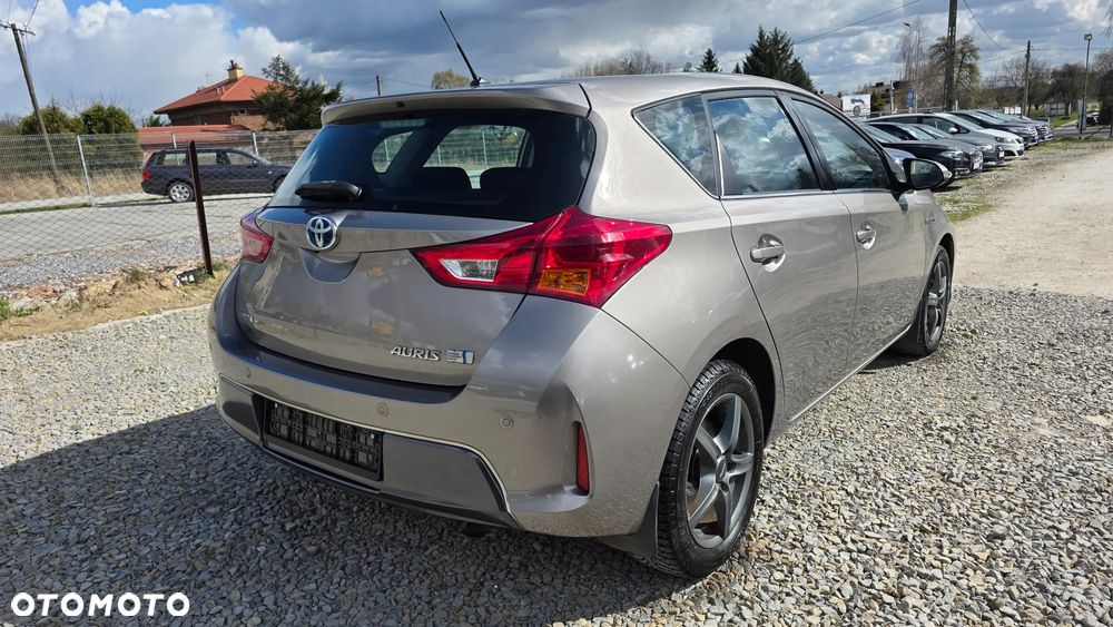 Toyota Auris - 5