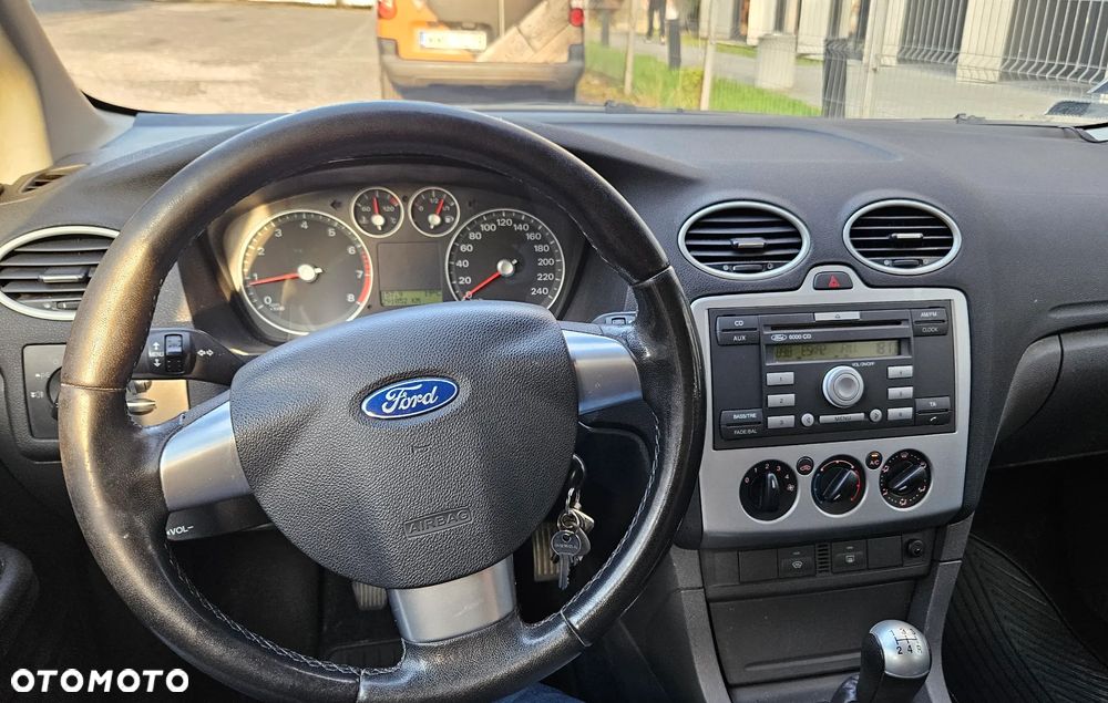 Ford Focus 1.8 Trend - 7