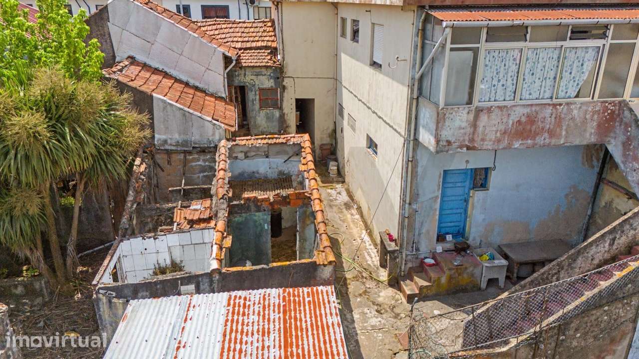 Oportunidade de Investimento com Terreno e Potencial de Reabilitação | - Grande imagem: 4/11