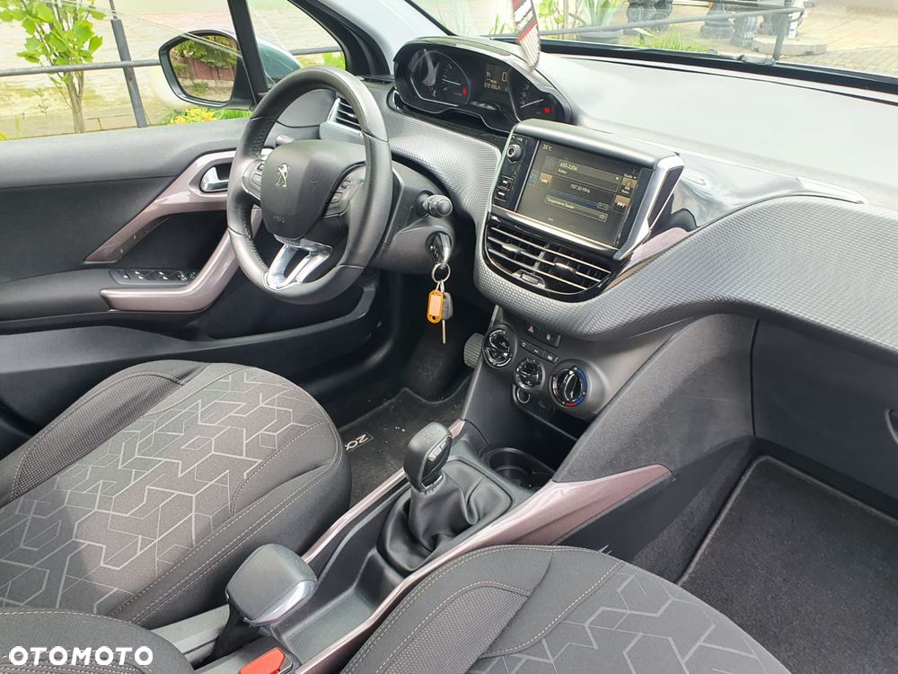 Peugeot 2008 1.2 Pure Tech Active - 14