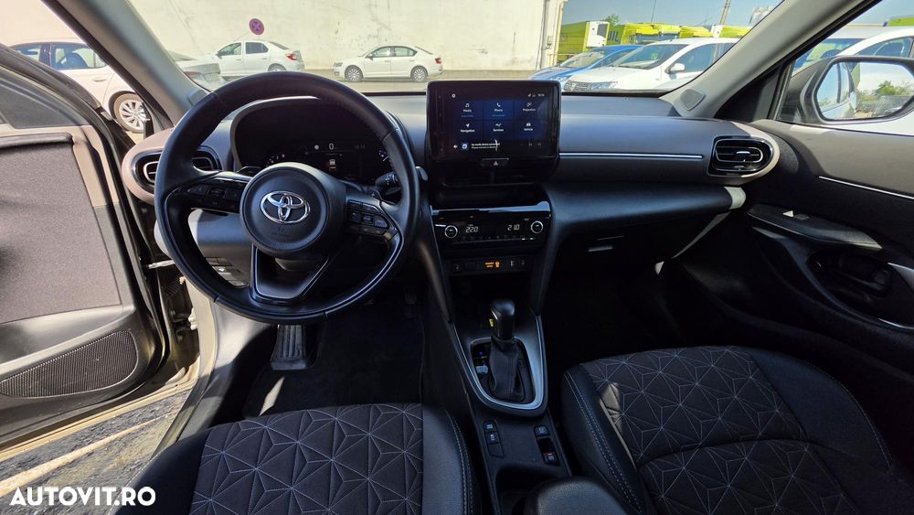 Toyota Yaris Cross 1.5 CVT Dynamic - 10