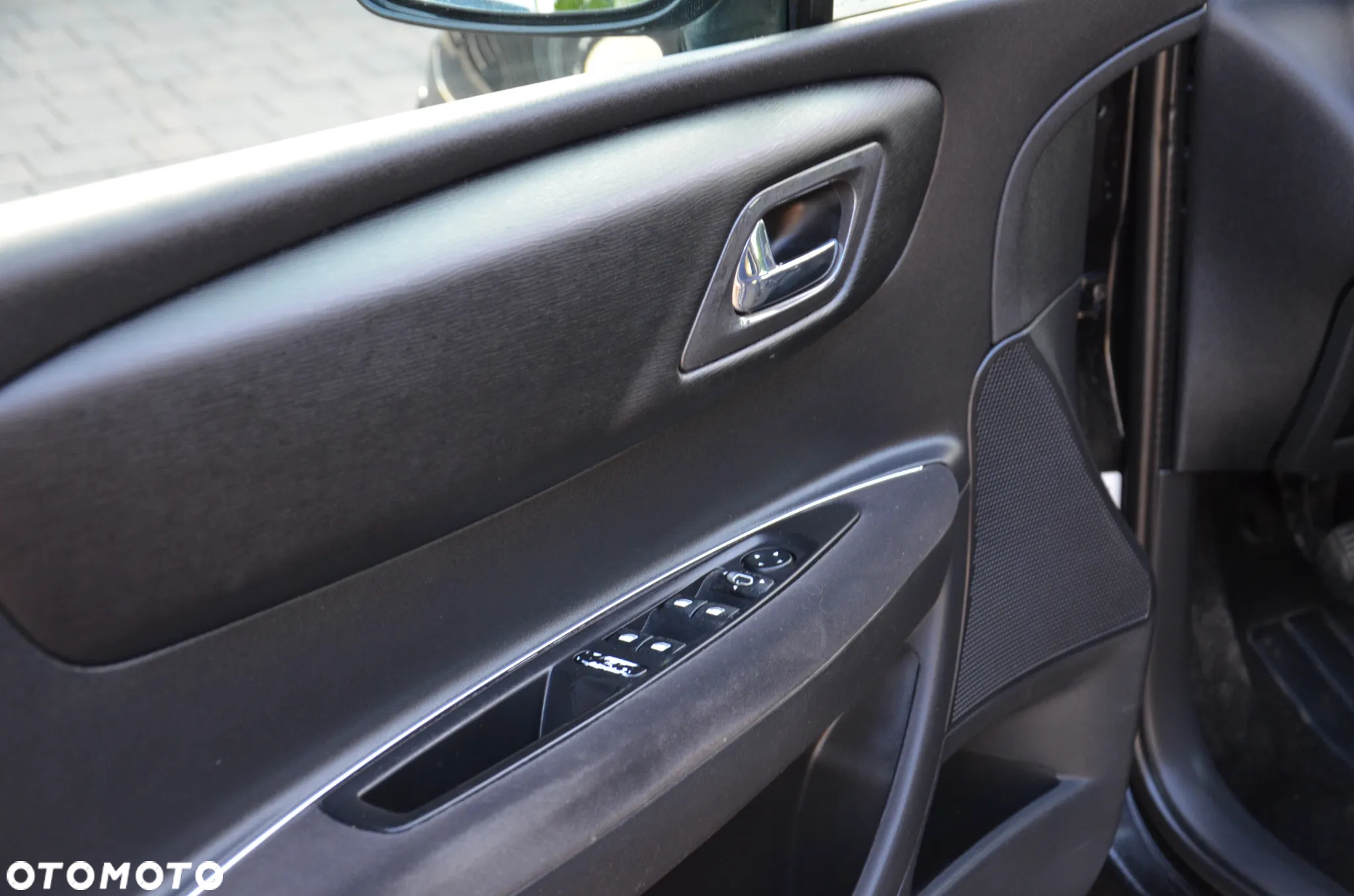 Citroën C4 1.6 16V Exclusive - 10