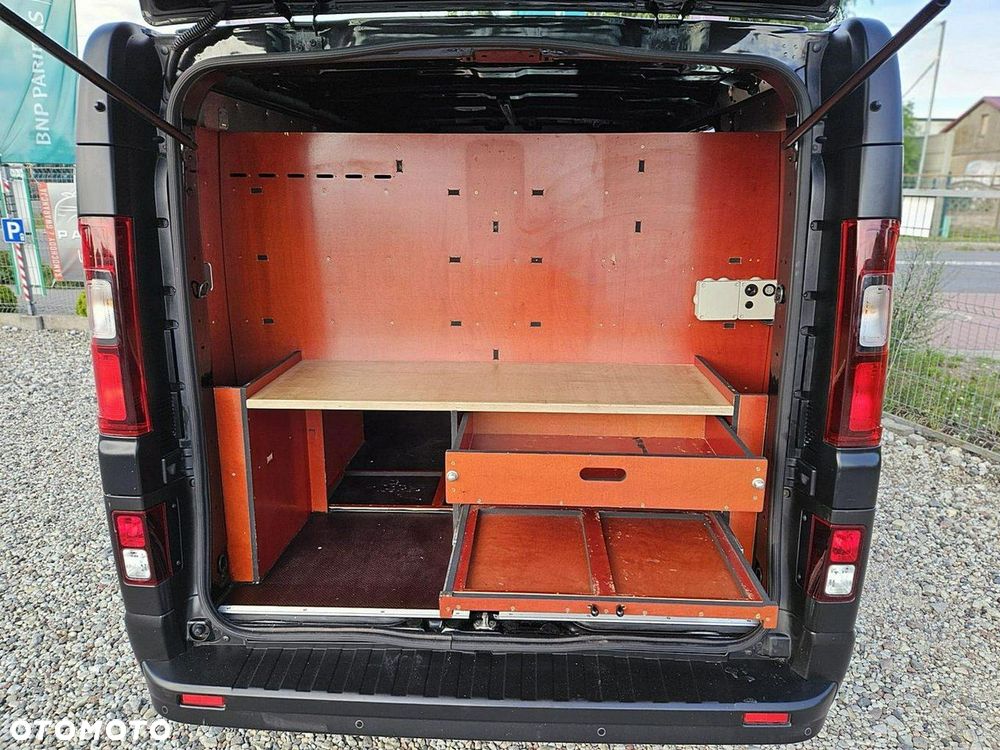 Nissan NV300 - 5