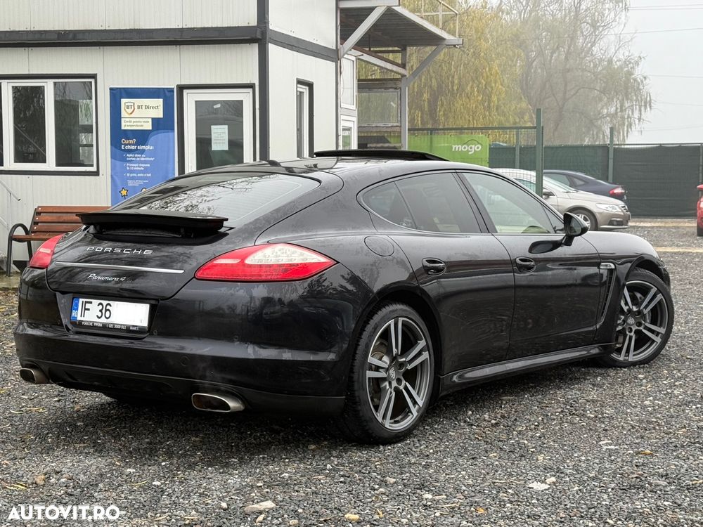 Porsche Panamera - 3