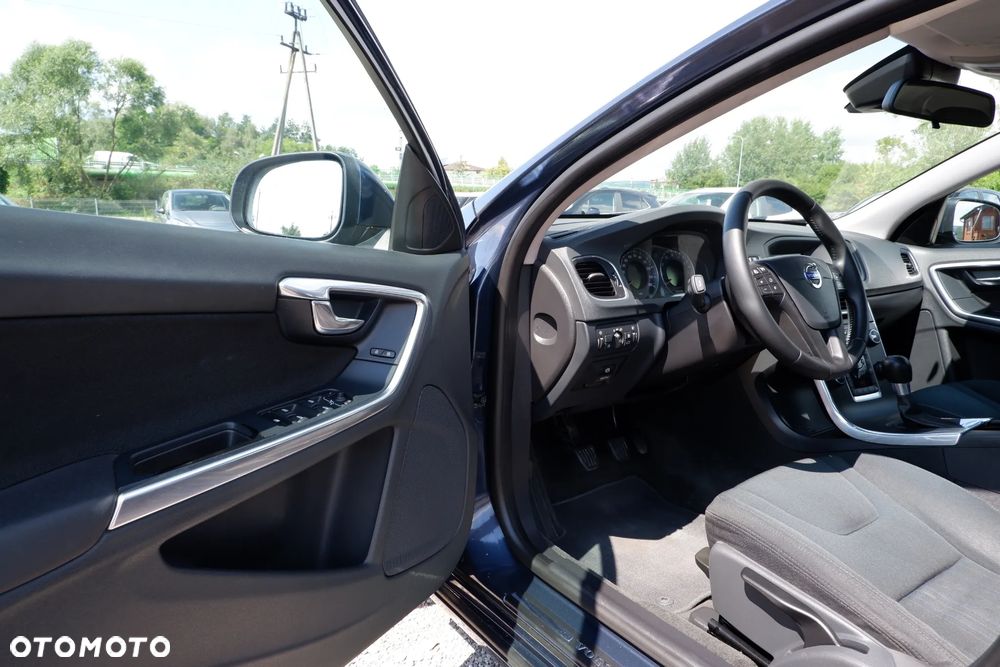Volvo S60 2.0T Kinetic - 24