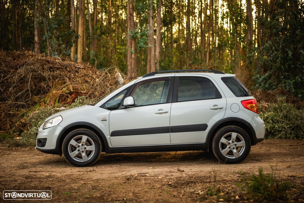 Suzuki SX4 1.6 DDiS GLA Outdoor Line - 32