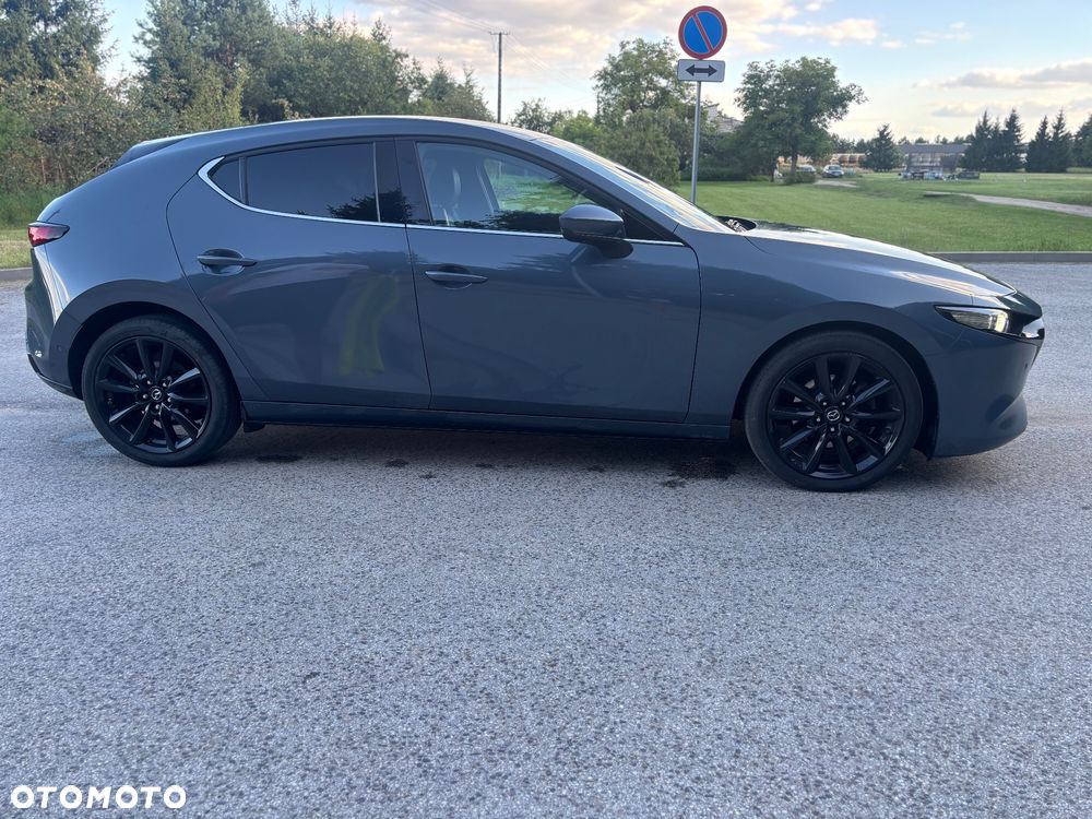 Mazda 3 - 10