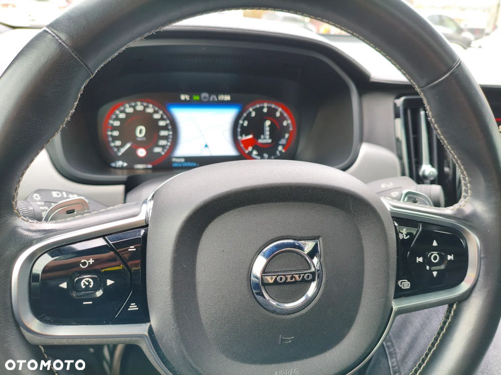 Volvo S90 T6 AWD Geartronic R Design - 8