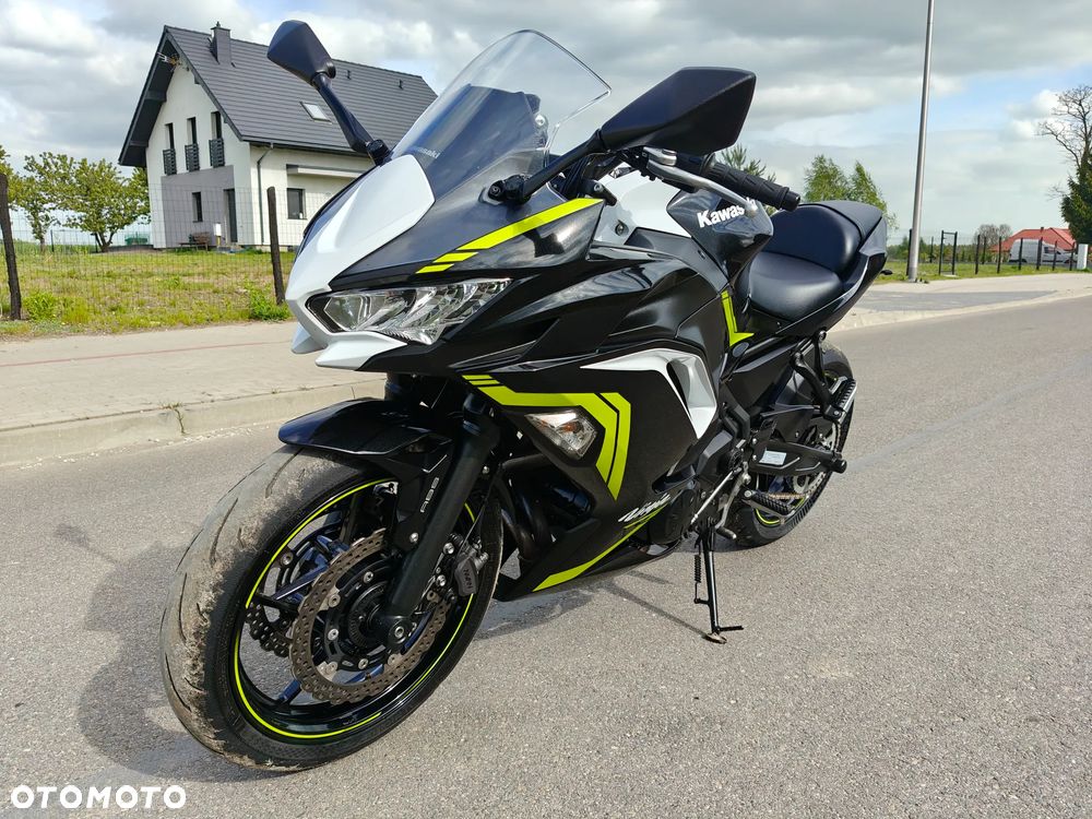 Kawasaki Ninja - 11