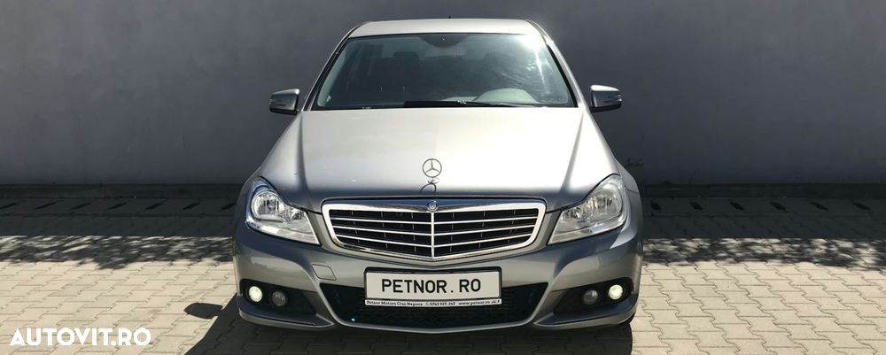 Mercedes-Benz C 200 CDI DPF (BlueEFFICIENCY) - 12