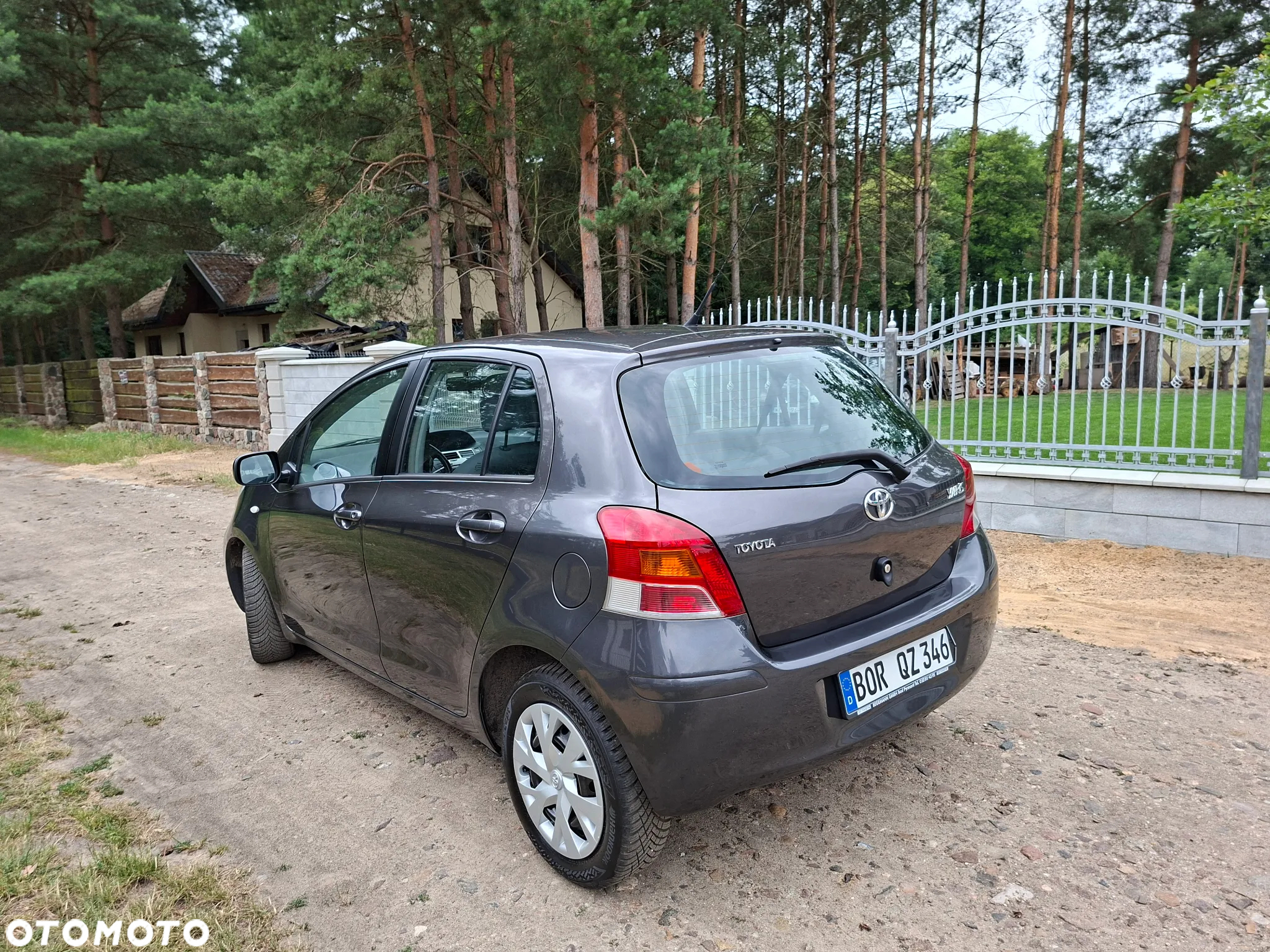 Toyota Yaris 1.33 Sol - 2