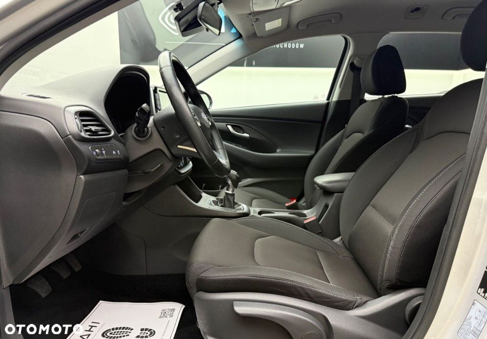 Hyundai i30 - 24