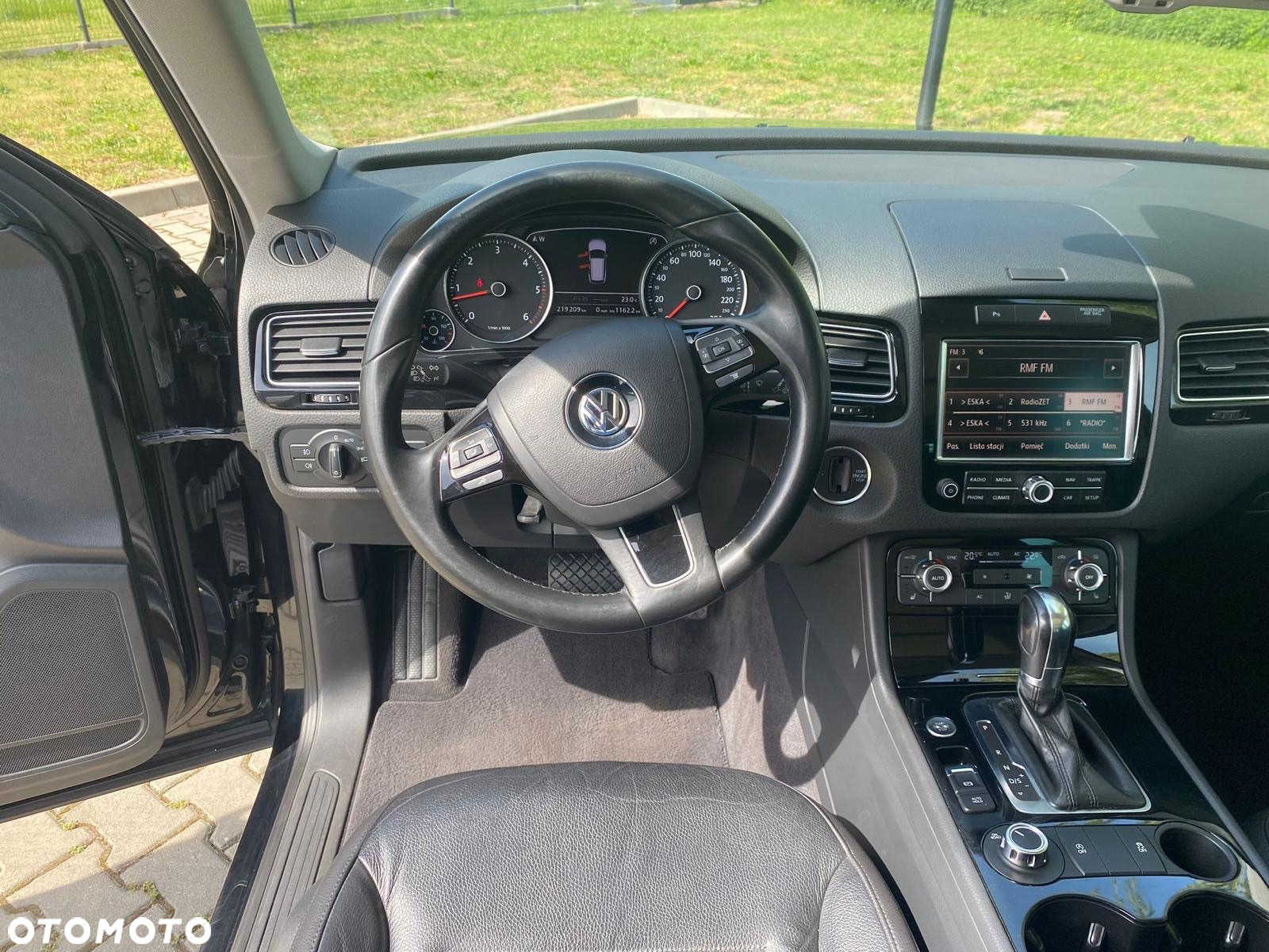 Volkswagen Touareg 3.0 V6 TDI BMT - 8