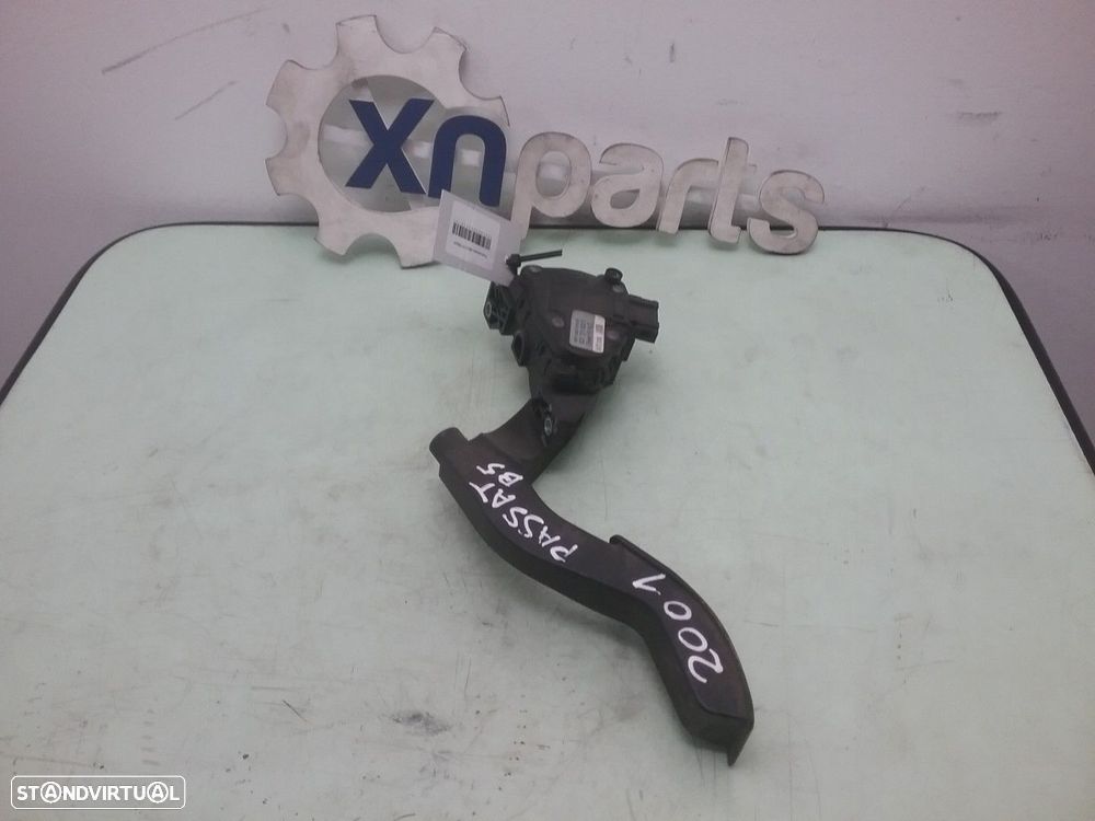 Pedal acelerador elétrico VW PASSAT Variant (3B5) 1.9 TDI 1998 - 2000 REF. 8D172... - 1