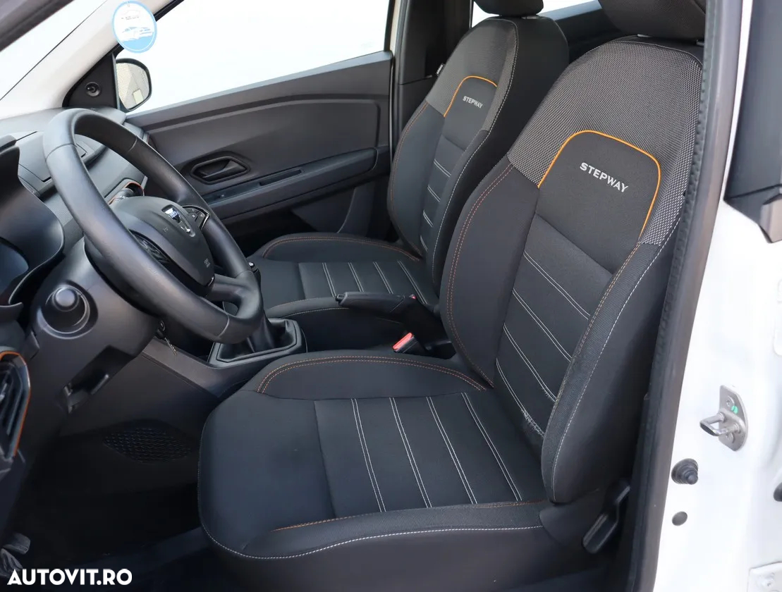 Dacia Sandero - 8