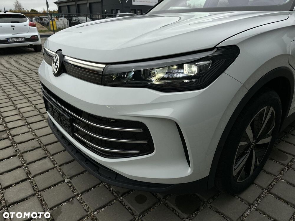 Volkswagen Tiguan - 30