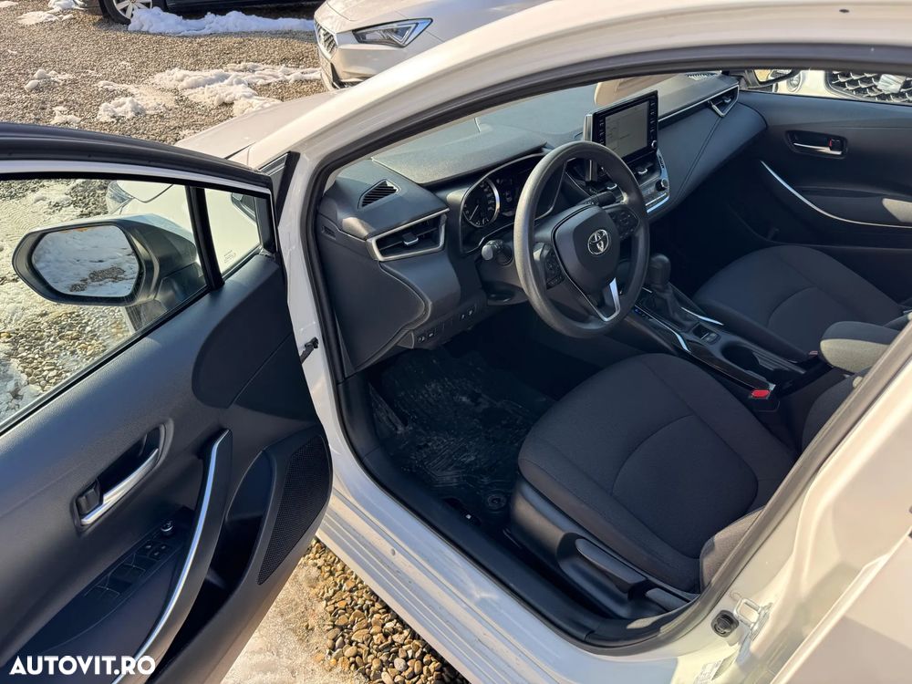 Toyota Corolla 1.8 HSD Business Plus - 25