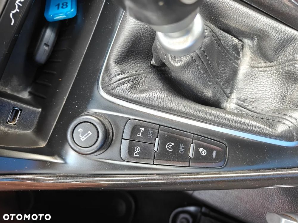 Ford Focus 1.5 EcoBoost STart-Stopp-System TITANIUM - 17