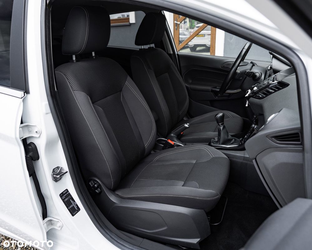 Ford Fiesta 1.0 EcoBoost Titanium ASS - 24