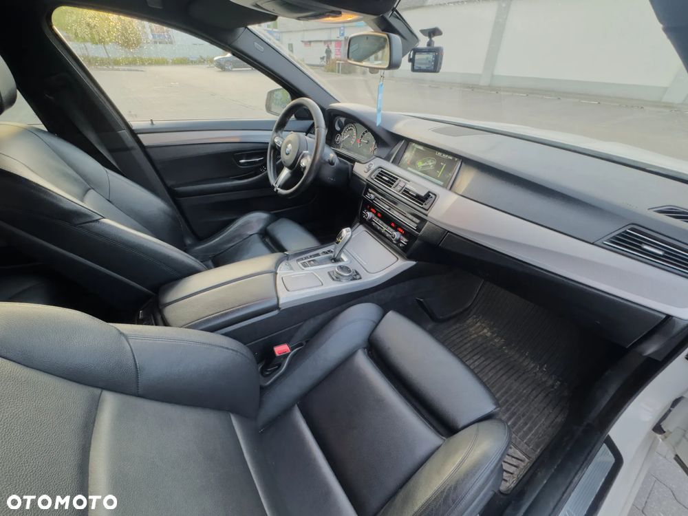 BMW Seria 5 520d xDrive - 20