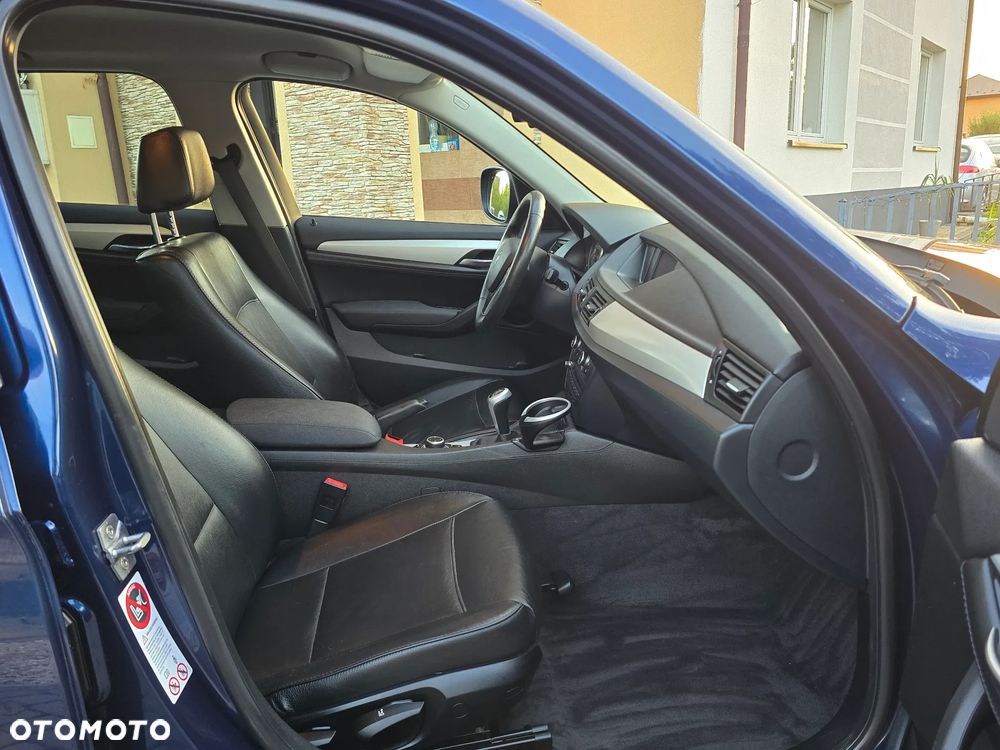 BMW X1 sDrive20d - 25