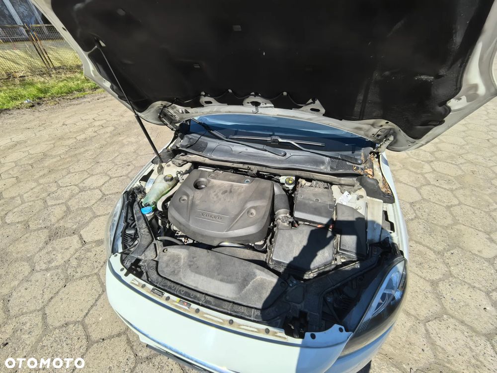 Volvo V40 D2 - 29