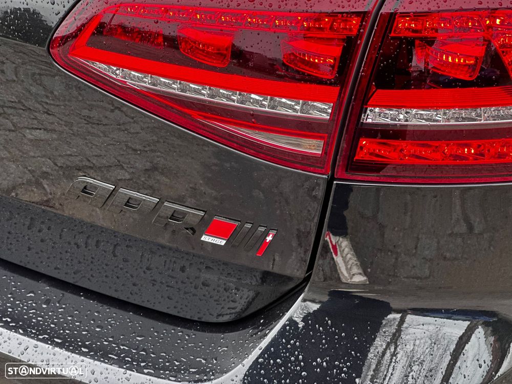 VW Golf GTI BlueMotion - 14