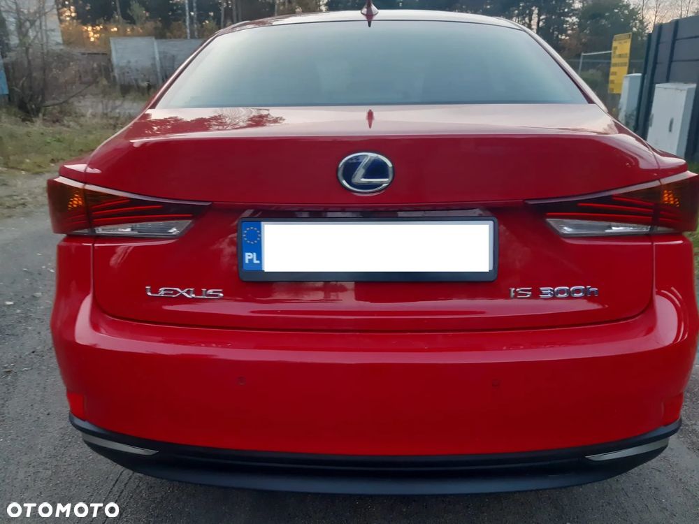 Lexus IS 300h Prestige - 6