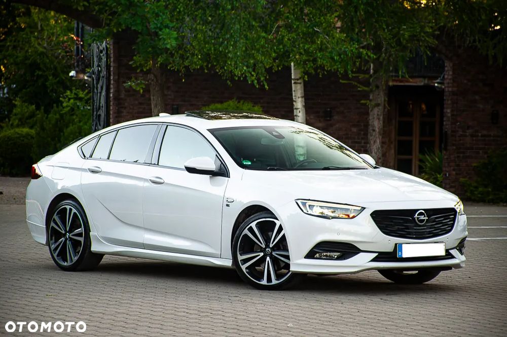 Opel Insignia 2.0 BiTrb D 4x4 Automatik Exclusive - 7