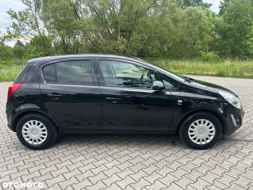 Opel Corsa 1.2 16V Enjoy - 4