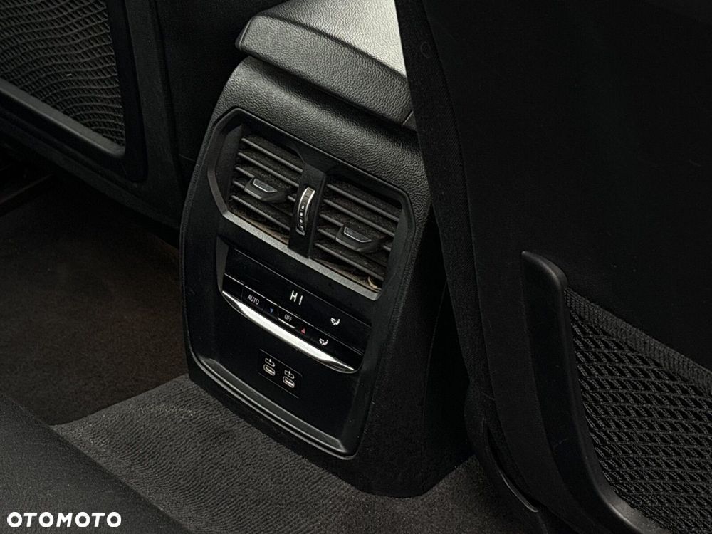 BMW Seria 3 318i Advantage - 27