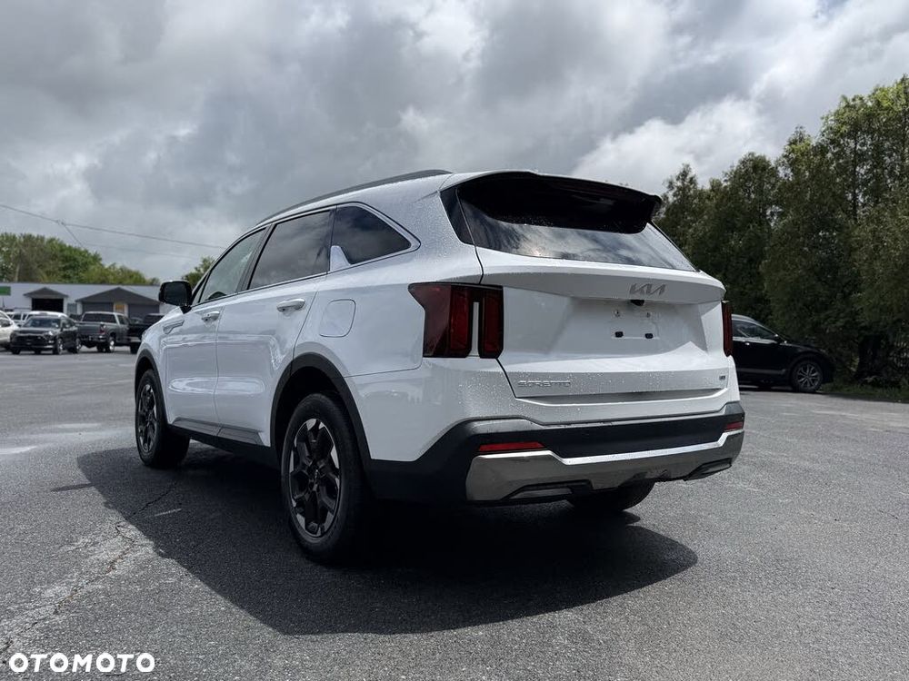 Kia Sorento - 3