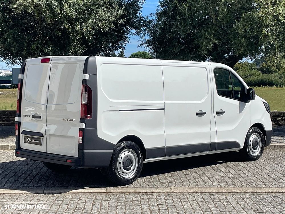 Renault Trafic 2.0 dCi Longa IVA Dedutível - 8