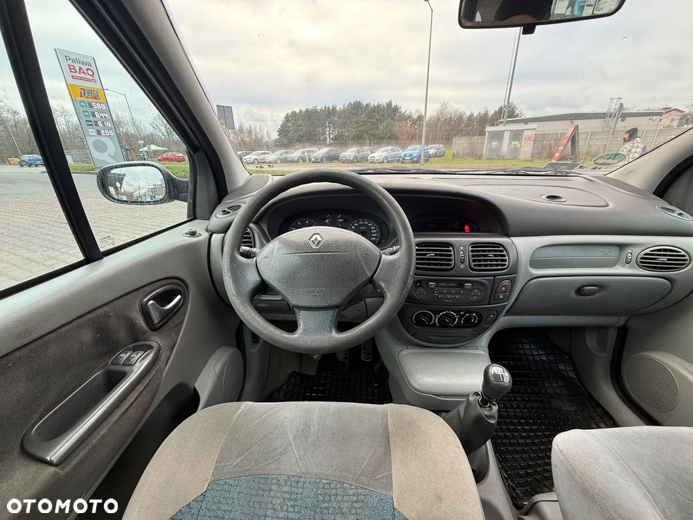 Renault Scenic 1.6 16V Authentique - 24