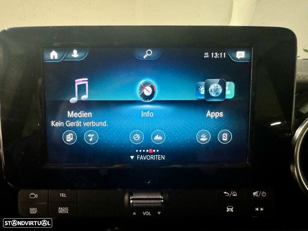 Mercedes-Benz T 180 d - 18