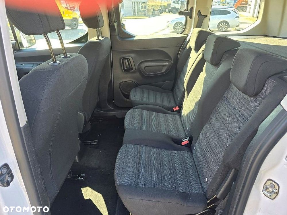 Opel Combo - 21