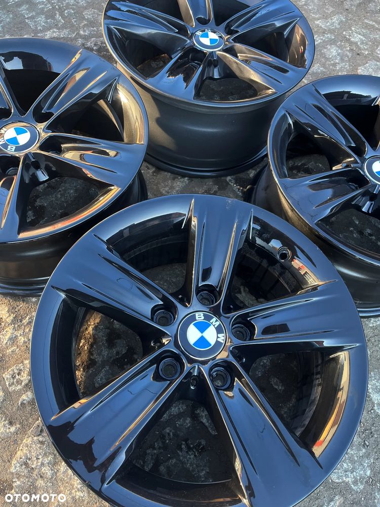 Felgi BMW Seria 3 F30 F31 E90 E91 E46 5x120 16 - 4
