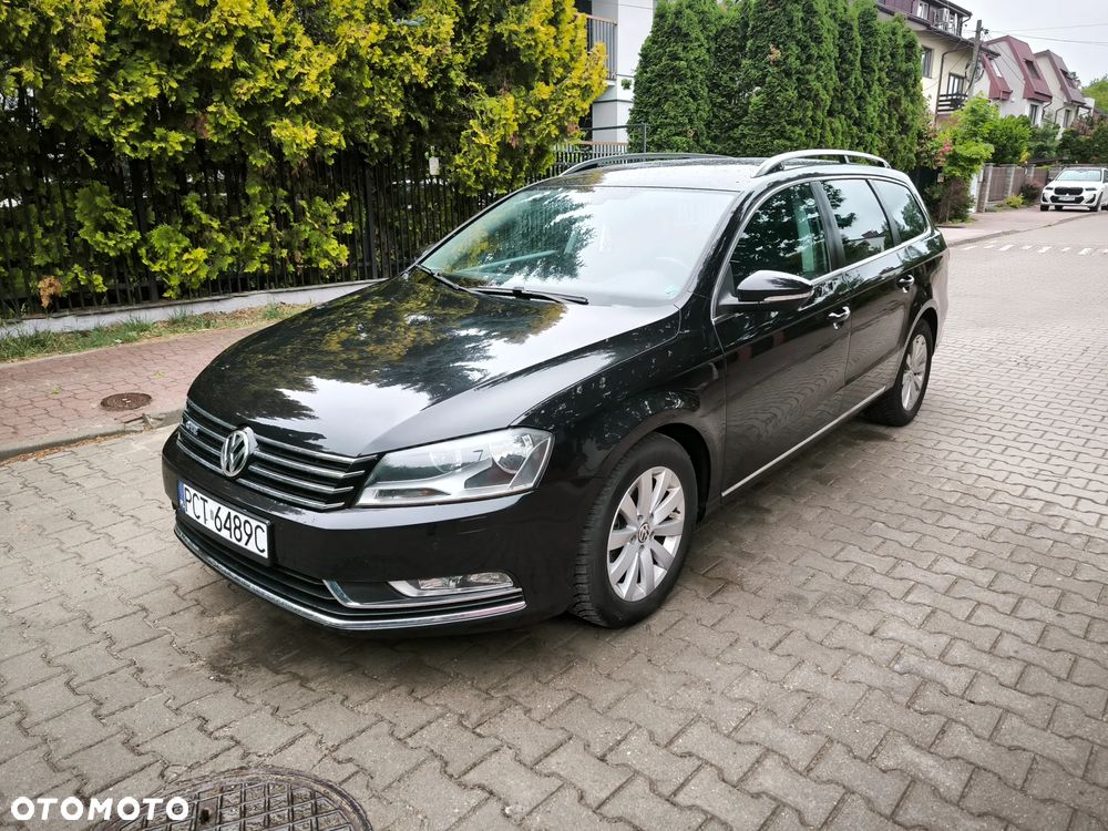 Volkswagen Passat - 25