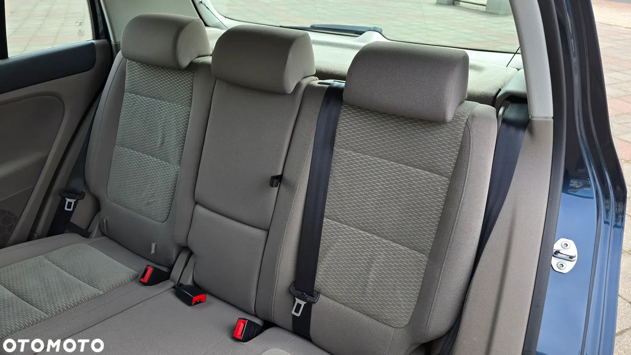 Volkswagen Golf Plus - 24