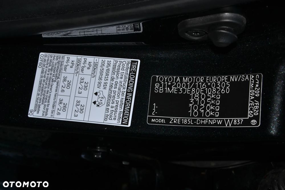 Toyota Auris 1.6 Premium - 13