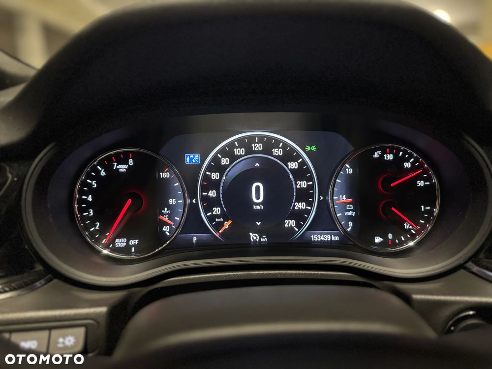 Opel Insignia - 24