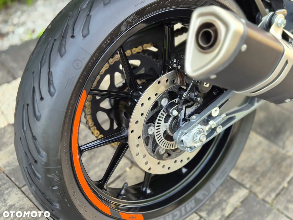KTM Duke 125 - 11