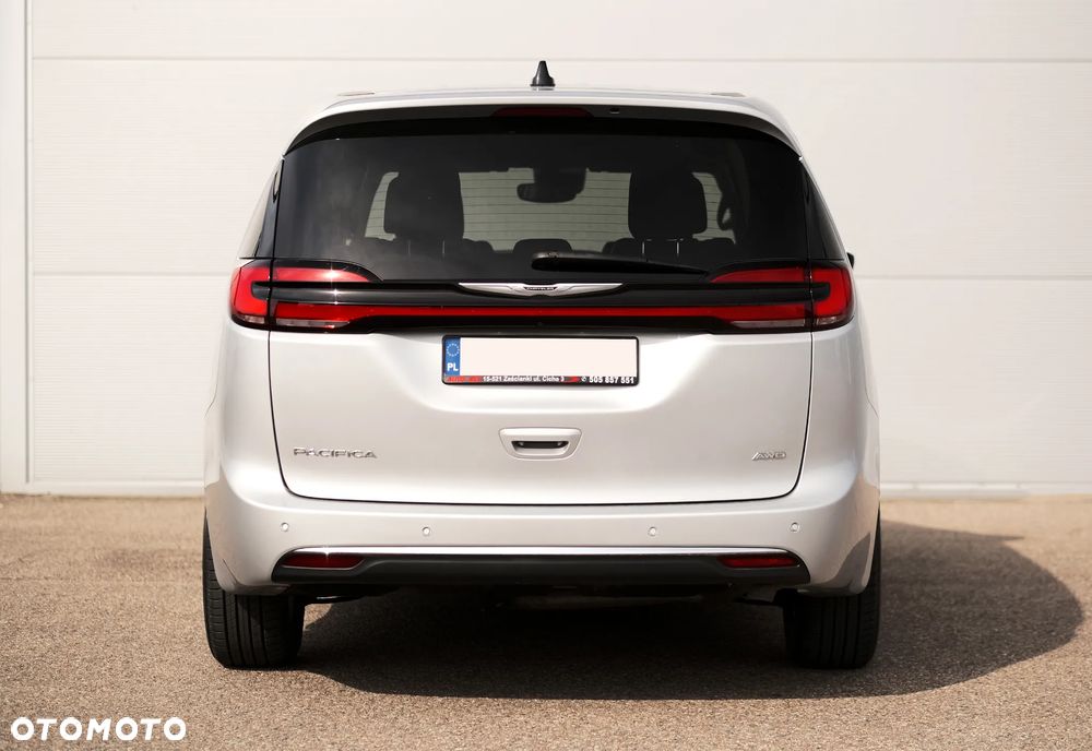 Chrysler Pacifica - 9