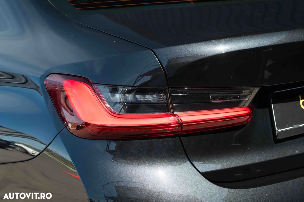 BMW Seria 3 320e Aut. M Sport - 12