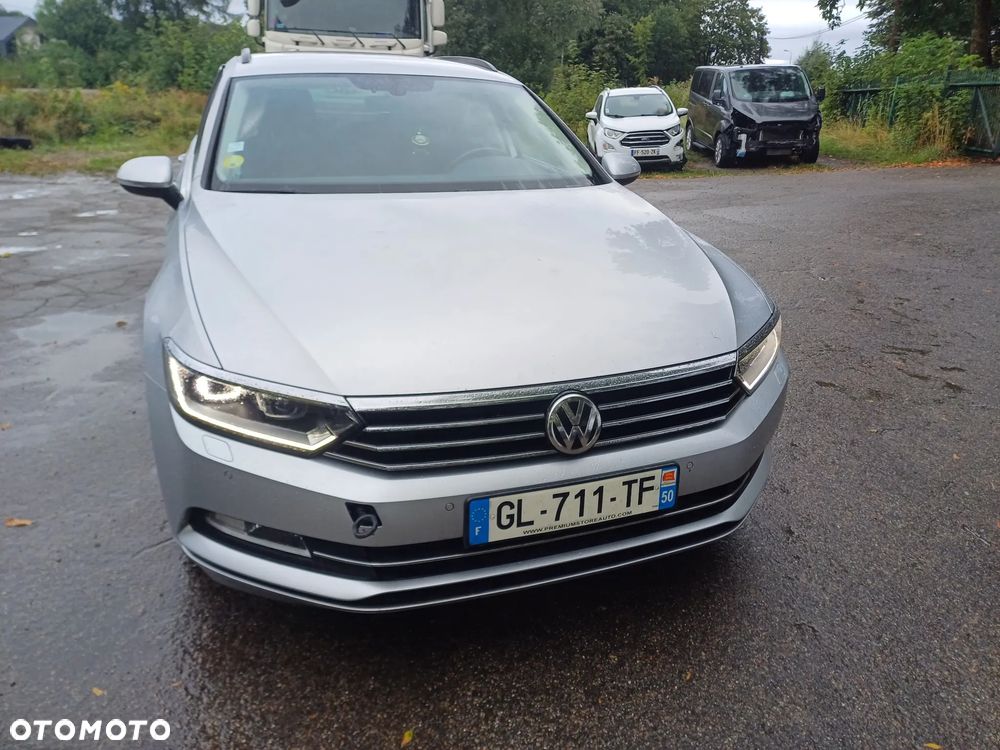 Volkswagen Passat 1.6 TDI (BlueMotion Technology) Comfortline - 12