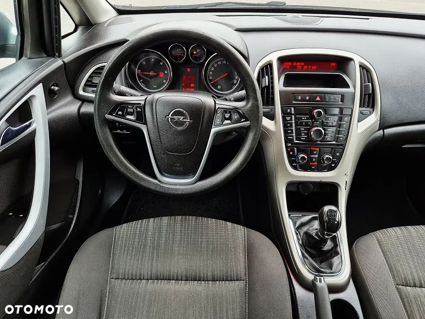 Opel Astra 1.7 CDTI DPF Active - 10