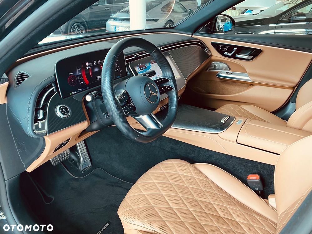 Mercedes-Benz Klasa E 200 4Matic 9G-TRONIC Edition AMG Line - 14