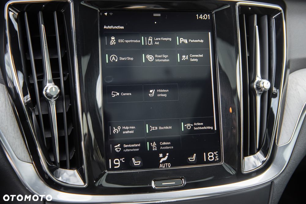 Volvo V60 D4 Geartronic Inscription - 24